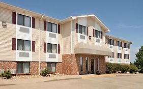 Travelodge By Wyndham Jefferson City